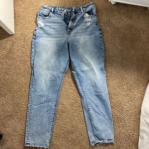 American Eagle Mom Jeans